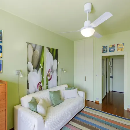 163b - Sunshine 4 - Fronte E Vista Mare 산레모