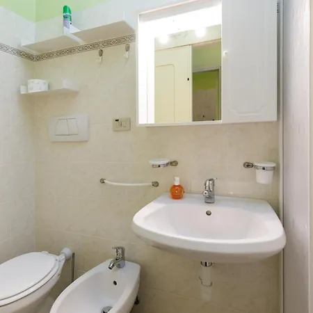 163b - Sunshine 4 - Fronte E Vista Mare *