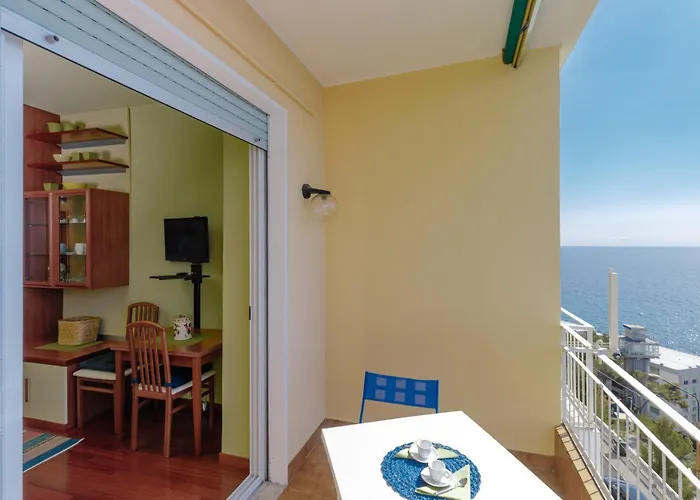 公寓 163b - Sunshine 4 - Fronte Mare Con Vista, 100metri Dalla 圣雷默